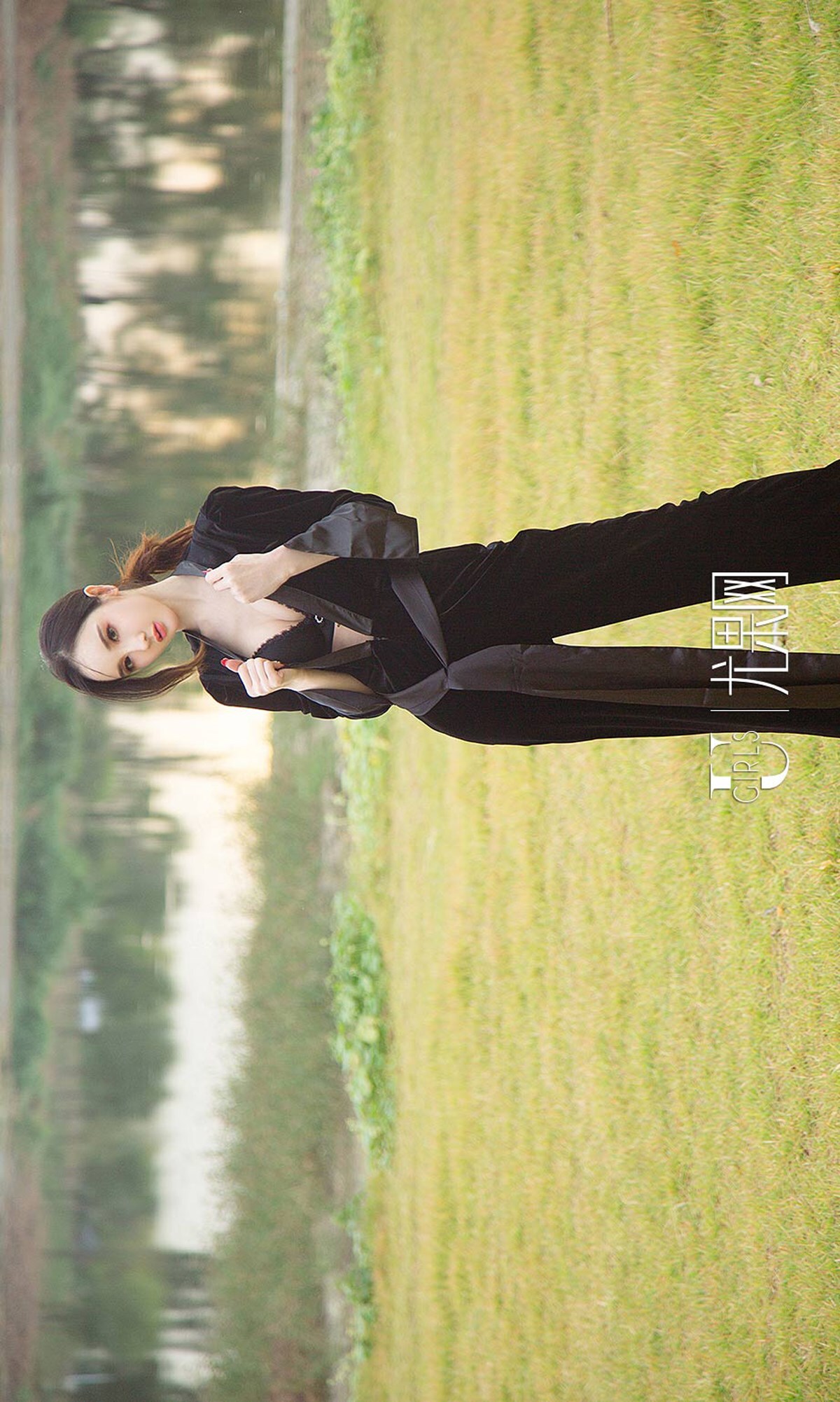 [爱尤物]2018APP NO.1238 阿依努尔瓦娅一优雅冷美人